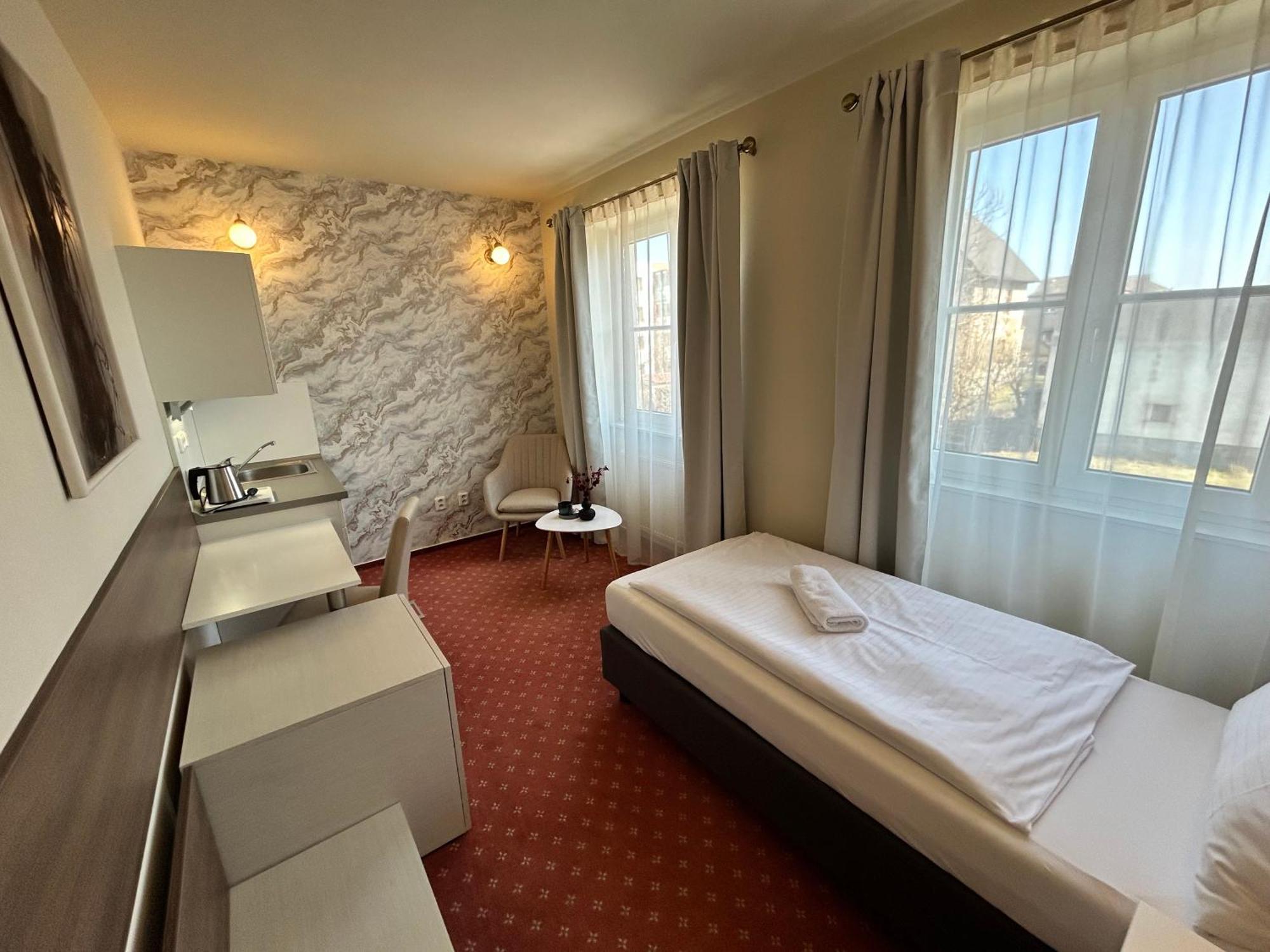 Hotel Brixen Havlíčkův Brod Exterior foto